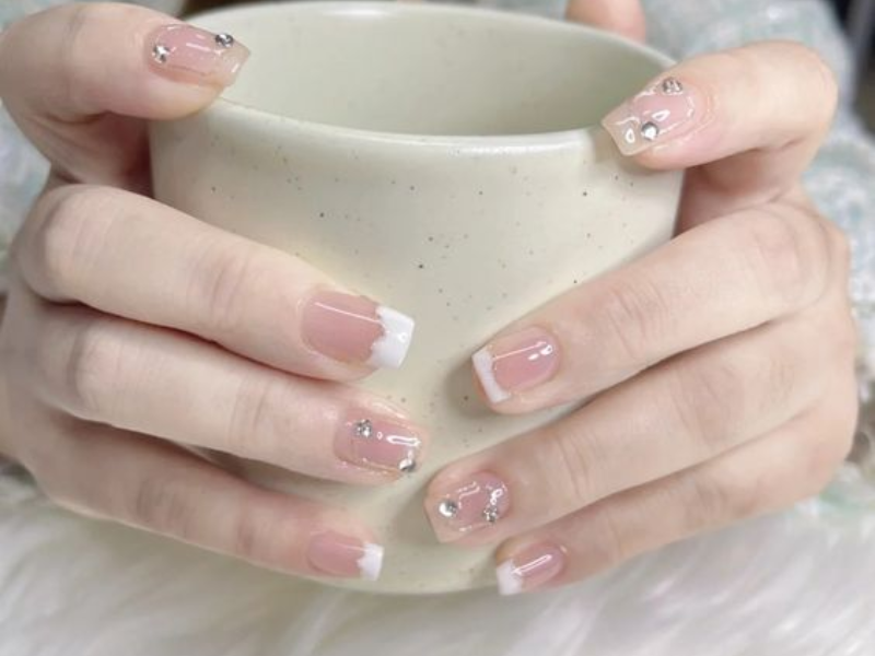 Najpiękniejsze i najbardziej popularne styl manicure już dziś! 2 styl manicure