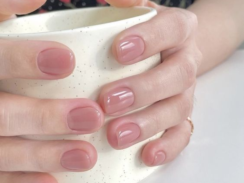 Jak używać zestawu do manicure żelowego w domu
