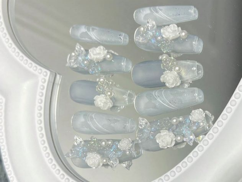 Piękne stylizacje manicure w tym roku 8 Paznokcie 3D